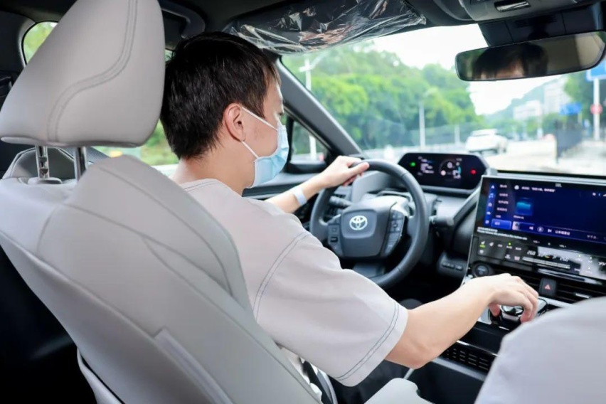 【e汽车】售19.98万起，广汽丰田bZ4X全国到店上市