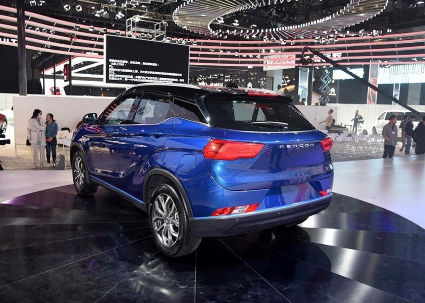 东风不断尝试纯电动车型：定位小型SUV，补贴后10万起，可接