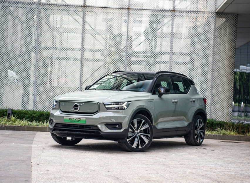 ​沃尔沃XC40纯电版新增一款高配车型