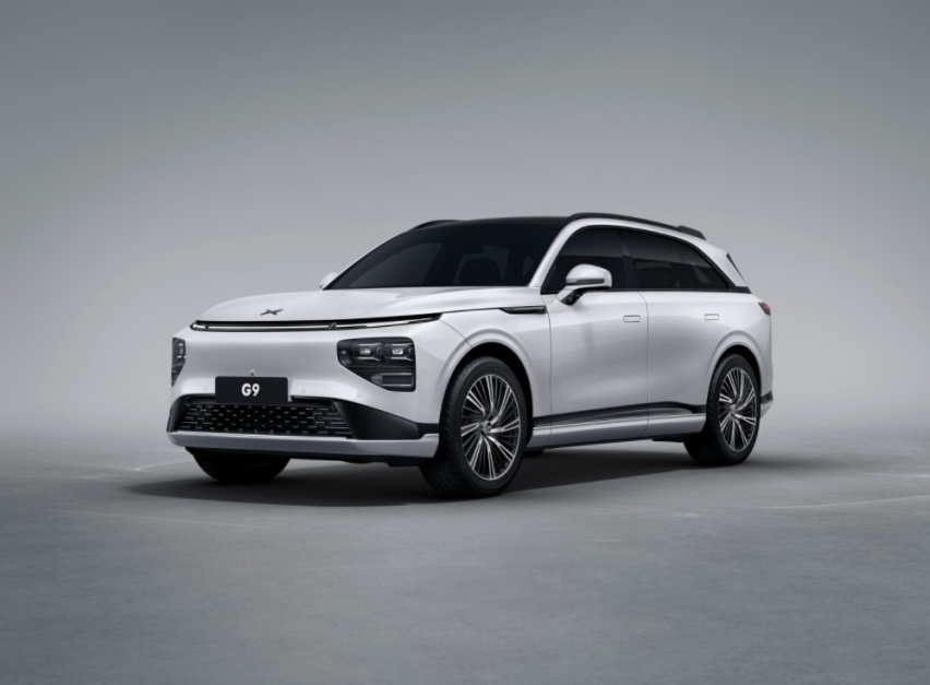 车长4891mm，续航可达702KM，配置丰富，带你看小鹏G9