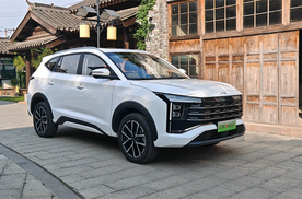 9.98万起售的大七座超混SUV，全面体验江淮X8 E家