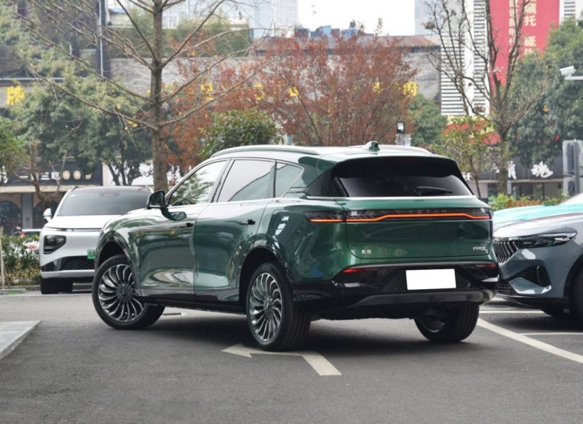 东风旗下的增程式SUV，岚图FREE能否颠覆理想现有的市场格局？