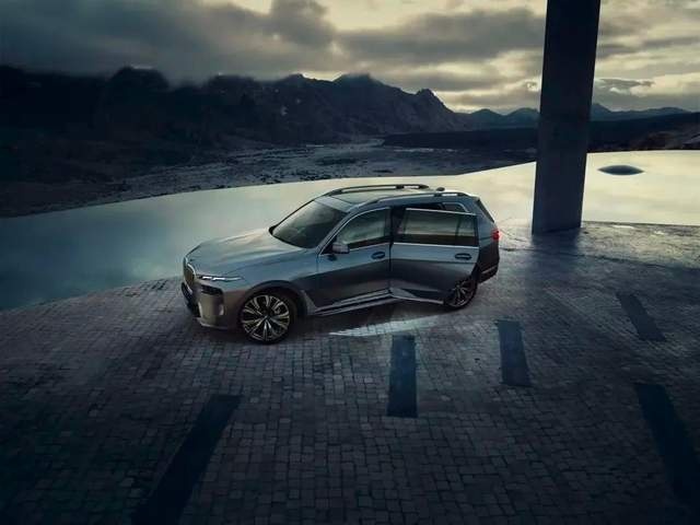 “新”驰神往，新BMW X7 磅礴上市
