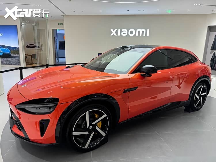 小米SU7/YU7下架熔岩橙配色 雷军：很帅！但敢买的人太少了