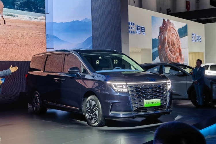 成都车展国产MPV：魏牌高山、理想MEGA等，市场又要洗牌了！