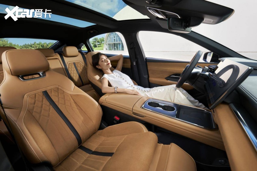 16-20万 循迹倒车哨兵模式 长安马自达MAZDA EZ-6开启预售