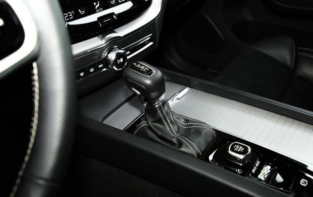 还买BBA？沃尔沃XC60现最高优惠7万，裸车低至30万入手