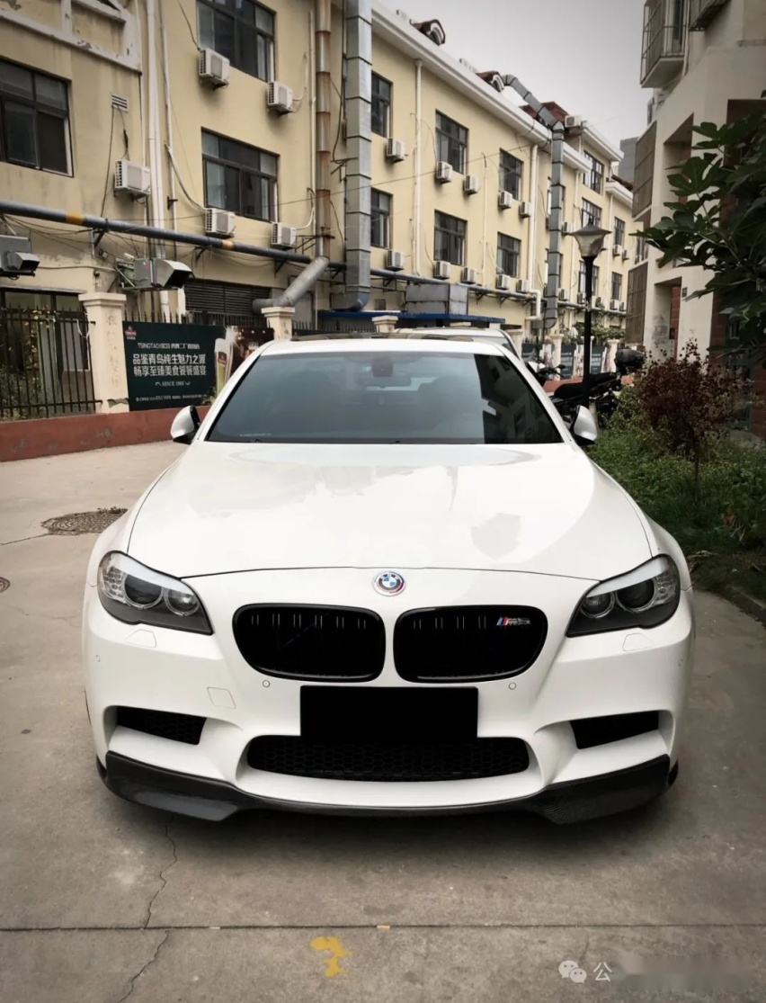 福特Mustang到奥迪S5再到宝马M5，漫漫玩车路终于圆了V8梦
