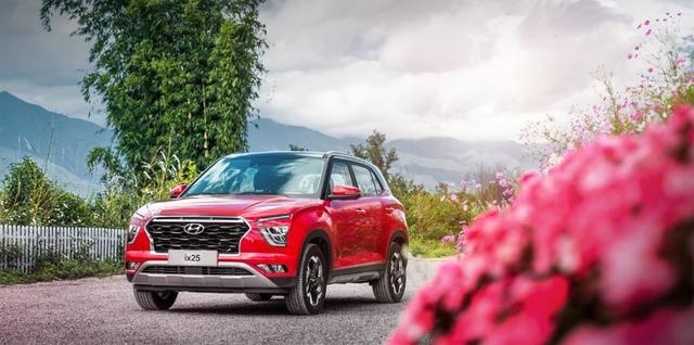 适合年轻人的高颜值合资SUV，油耗低至5.3L，直接上顶配才13万