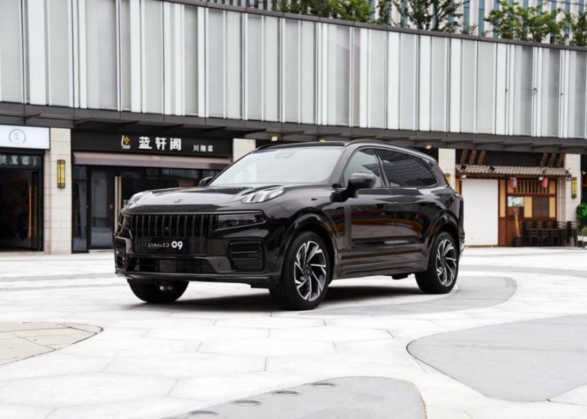 有沃尔沃XC90的影子，40万以内无对手，领克09有点强