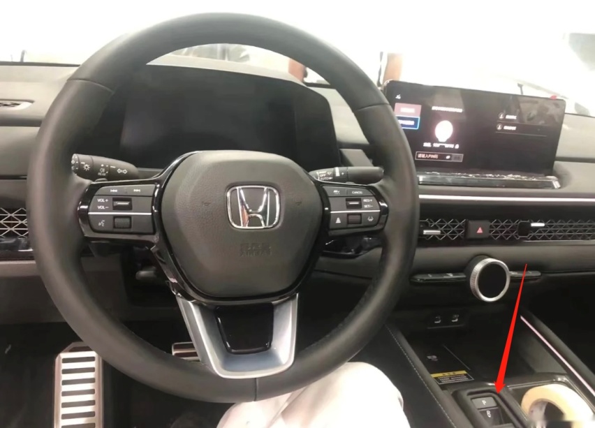 “绿牌”雅阁现身街头，配CarPlay+按键换挡，还看汉DM-i？