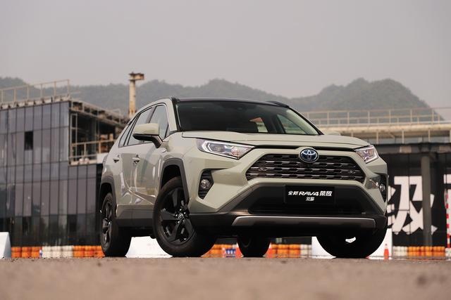 它真敢要CR-V的命吗？全新丰田RAV4荣放实际蜕变有多少