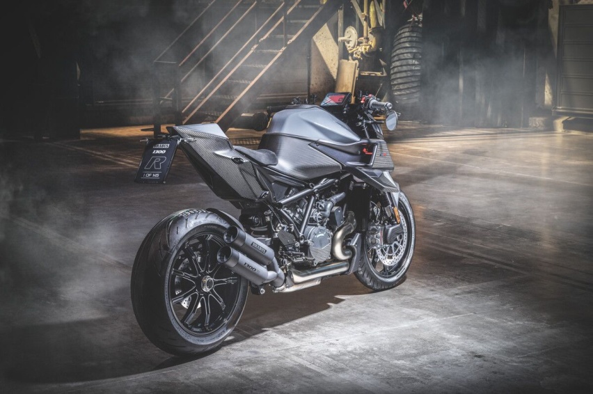 暗黑猛兽即将出闸，巴博斯1300 R EDITION 23预购登场