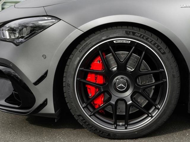 全新梅赛德斯-CLA 45 S官图曝光 搭2.0T发动机