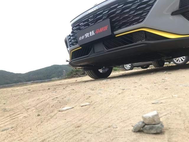 不止于运动基因，试驾东风风神全新奕炫马赫版