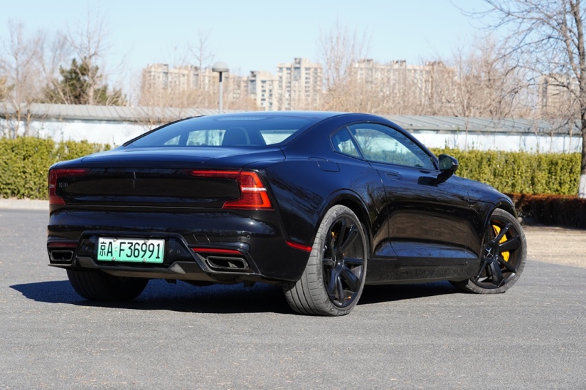 半岛全站凭什么能卖到145万？体验最贵国产性能车Polestar 1(图6)