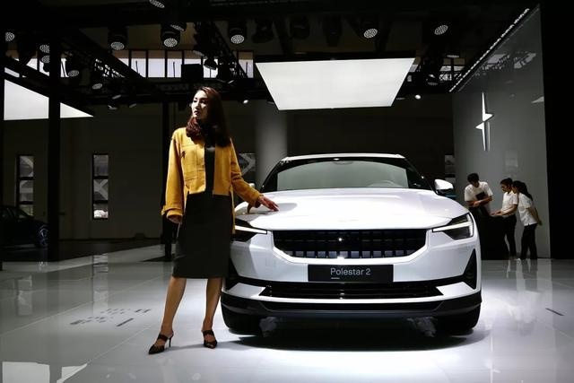 看极星2与Model 3隔空对弈 体会极星生而为王的野心