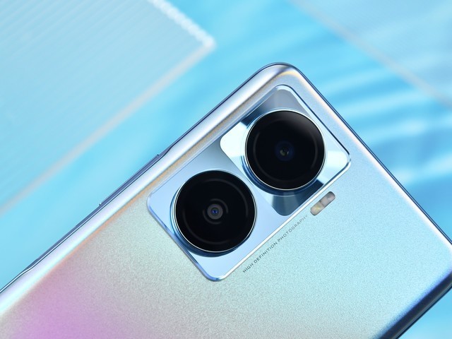 【有料评测】vivo Y77评测：80W快充的千元机体验如何？