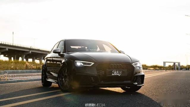 大学生6万元轻改奥迪S3，结识车友组建车队却撩不到小姐姐？