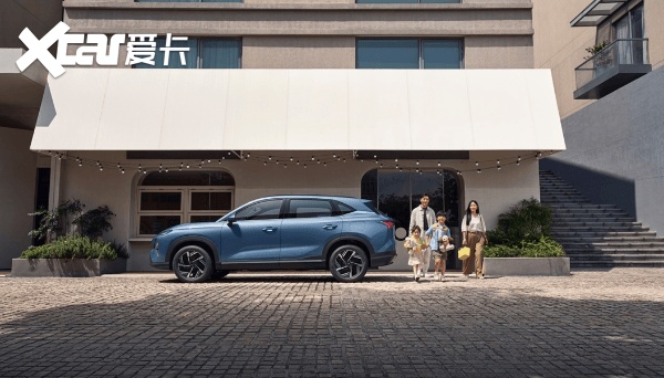 买车家, 售价9.98万元起，五菱星光S “星”动上市