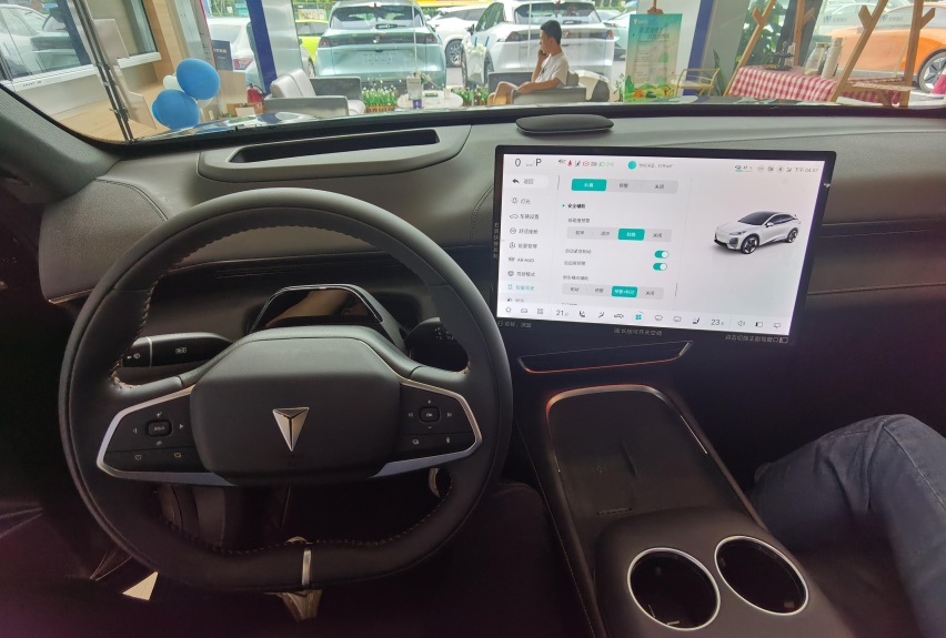 月销量破万不是梦？深蓝S7上市，14.99万起，诚意有了