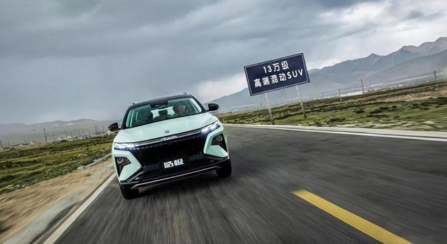 开皓极进西藏：13万级高端混动SUV，低油耗、大空间、配置全面