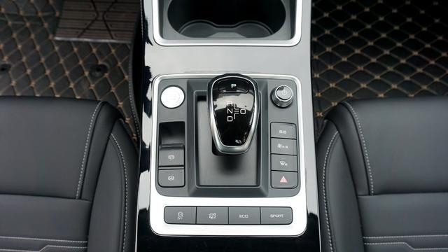 充电90分钟续航421km！抢先静态体验比亚迪全新秦EV