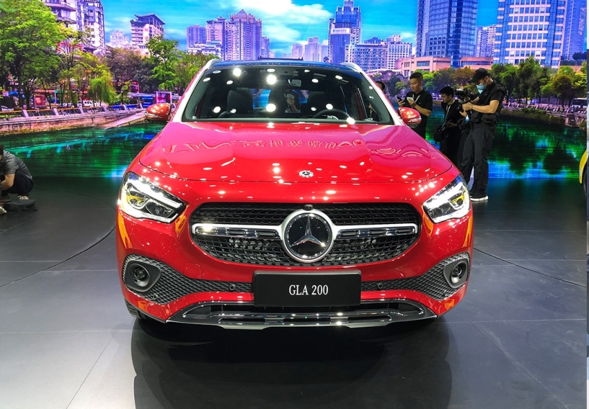 花30万买辆1.3T的SUV？但如果它是辆奔驰 你会考虑吗