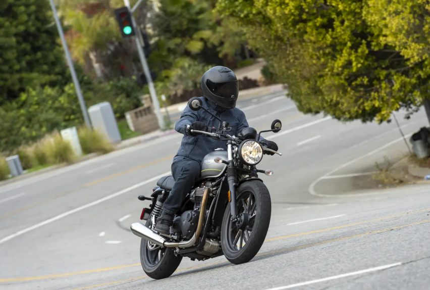 2023款凯旋SpeedTwin900详解，复古街车，升级内容令人错愕