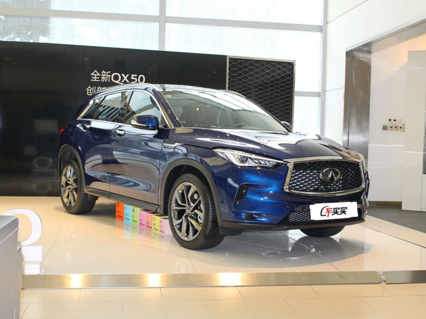 帅到把妞都泡光！这全新日系豪华SUV 还有268马力和四驱！
