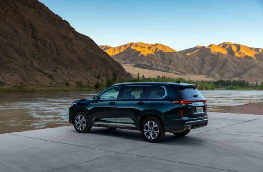 同为20万级自主中高端SUV，星途揽月400T和广汽传祺GS8谁更好开