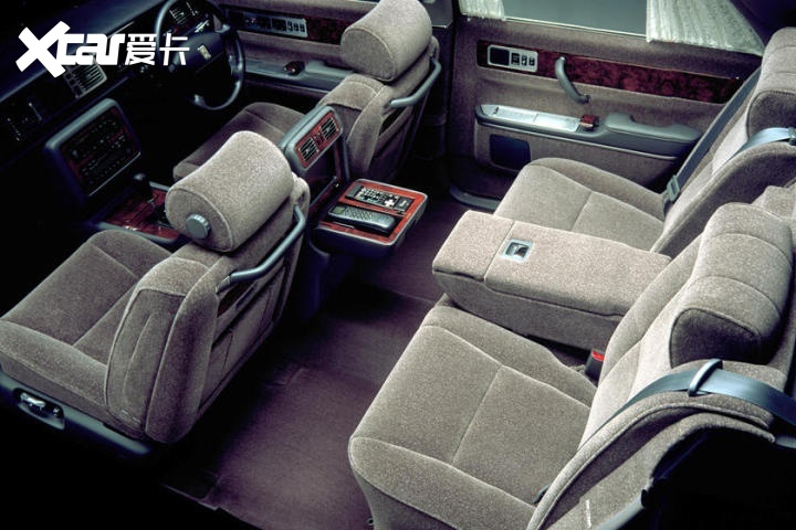 你好我来自90年代盘点90年代最棒的汽车内饰