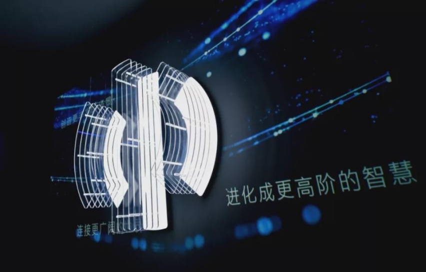 高合HiPhi X这波“后浪”，打得“前浪”有点懵