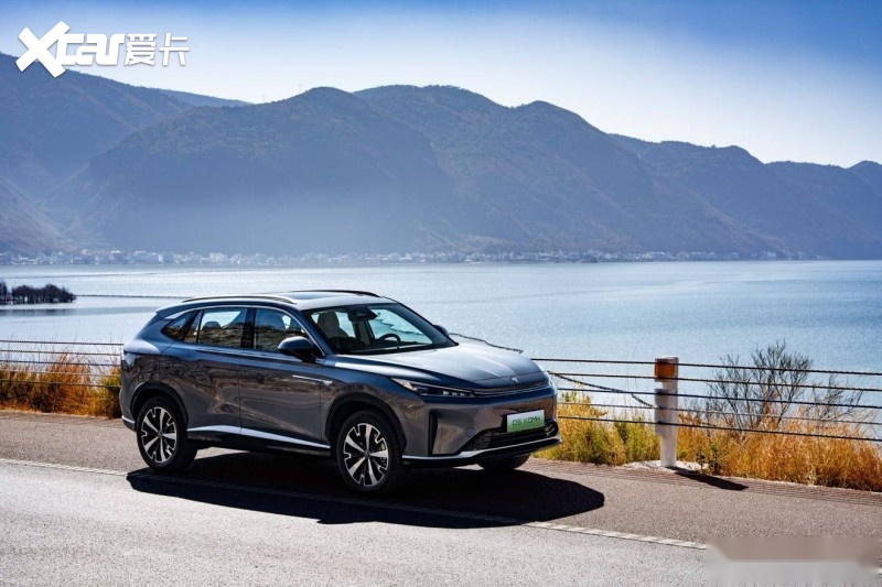 9.98W起买混动 SUV！荣威 D5X DMH 让 10万预算不浪费