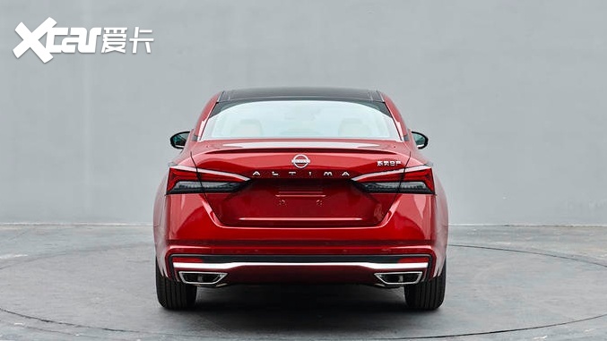 想买凯美瑞的再等等？日产新天籁曝光，外观内饰均升级