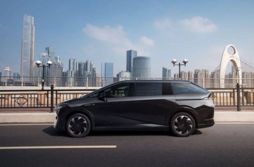 中产大家庭需要一台什么样的智能MPV 小鹏X9给出最佳答案