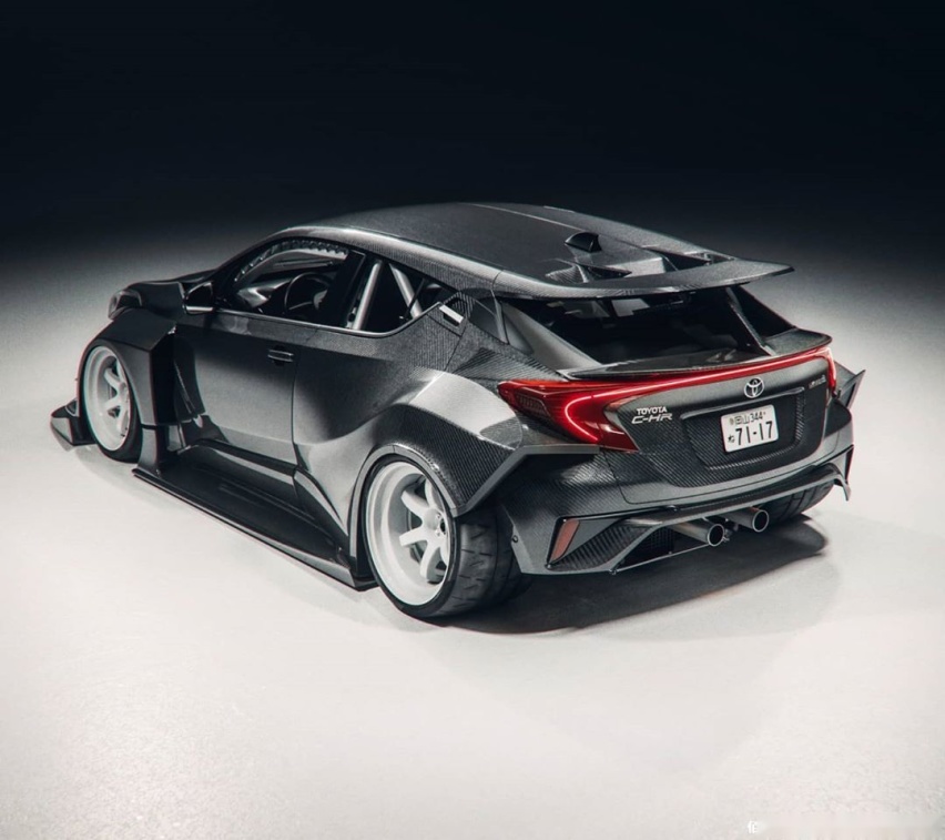 c-hr-mad-lad-widebody-rendering-project-is-full-carbon-backed-by-toyota-uk-150617_1.jpg