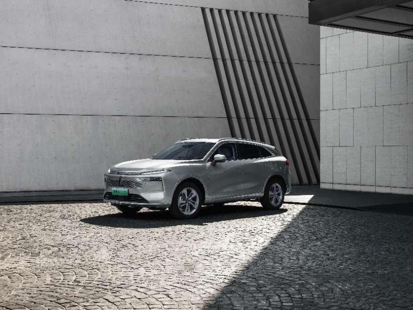 “以旗舰实力 鉴摩卡新生”试驾魏牌新摩卡 DHT-PHEV