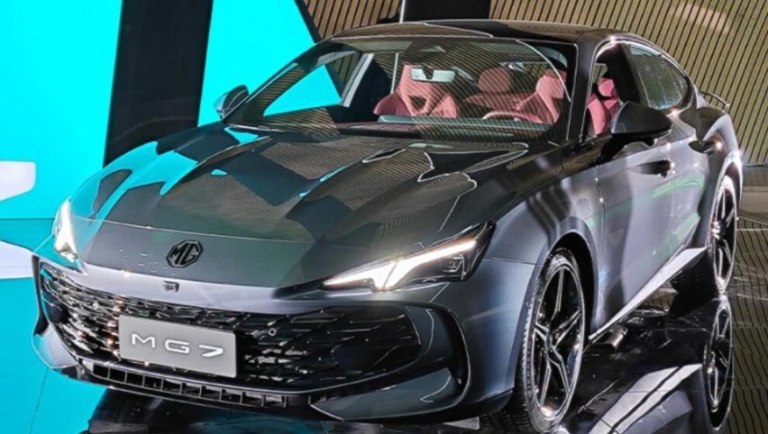 MG7迎战价格战！2.0T+电动尾翼，上汽名爵MG7售11.98万元起