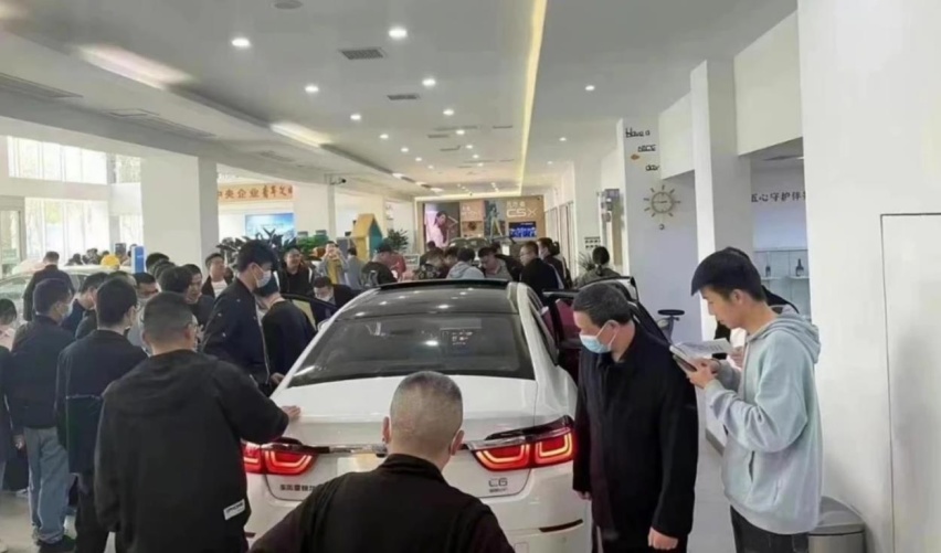 车圈价格战打响，劝你冷静，要买就买，别观望