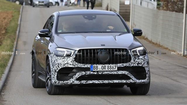 奔驰AMG GLE 63 Coupe谍照曝光 全新家族式前脸