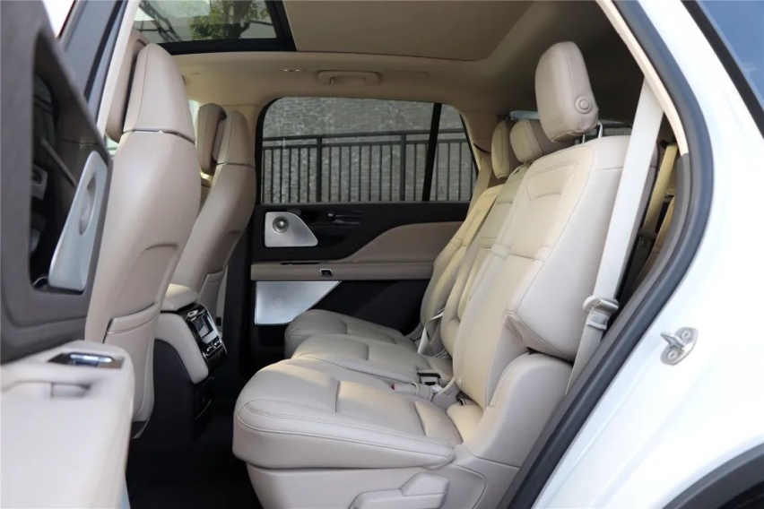 60万的美系豪华SUV，离完美还差一点