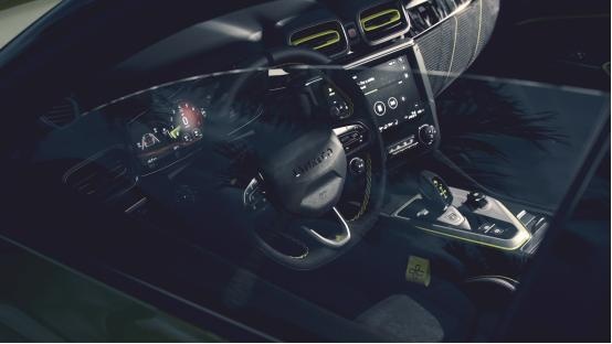 中国首款性能车，领克03+正式上市，售价18.58万元起