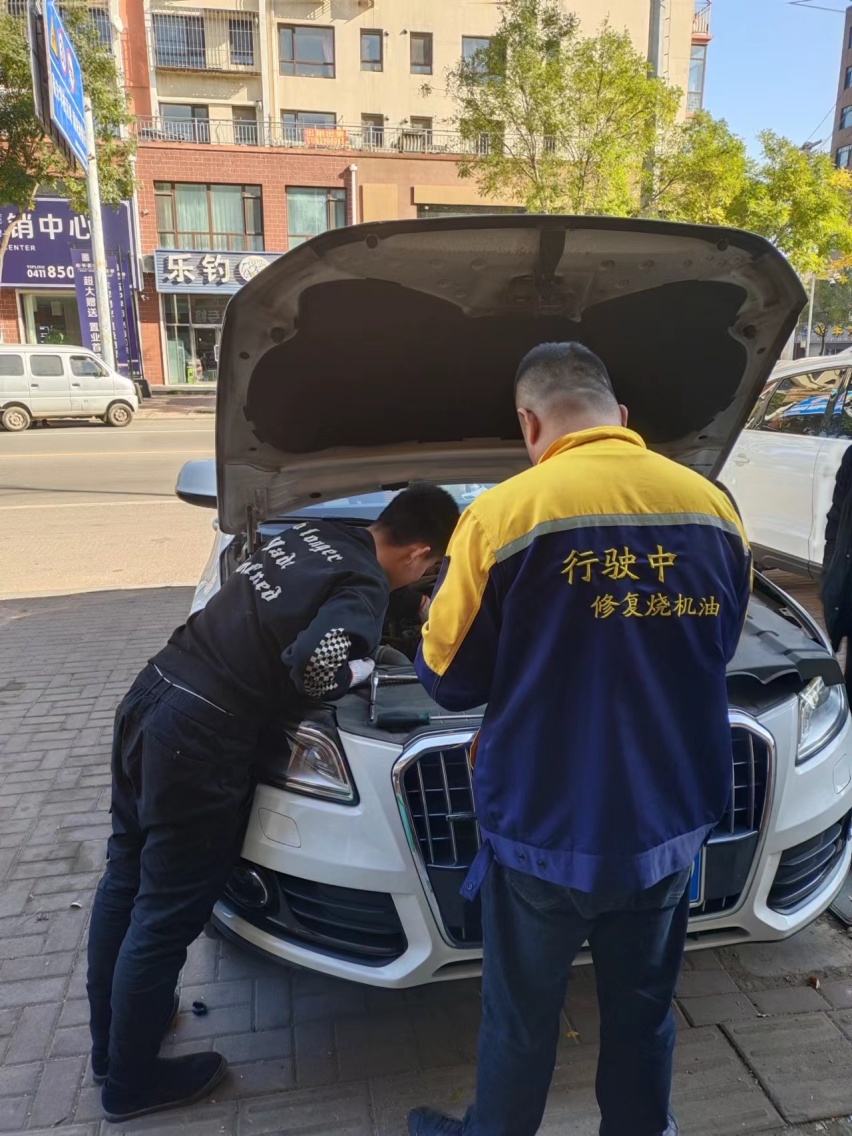 奥迪Q5发动机烧机油的通病无损修复行驶中解决