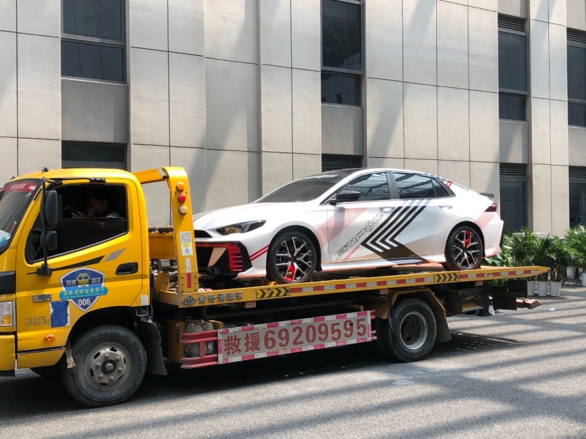 2021上海车展探馆：广汽传祺影豹赛车版