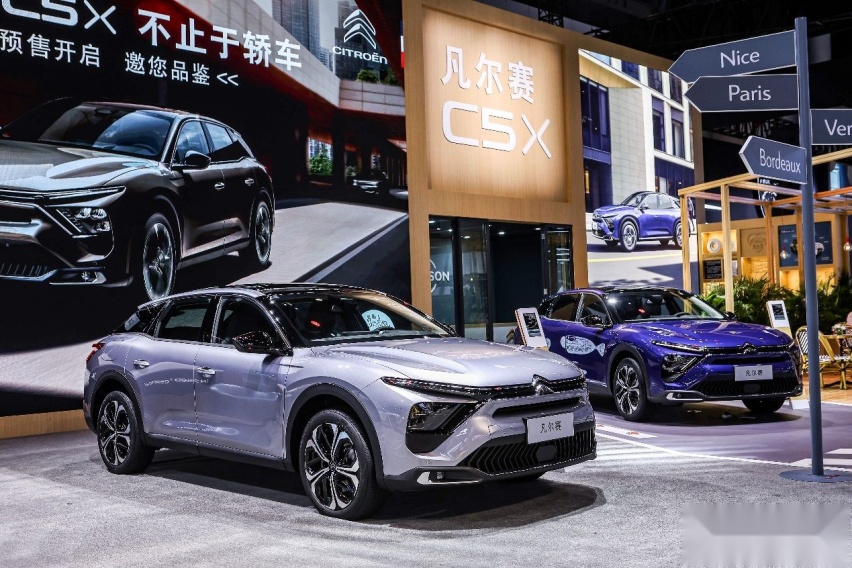 东风雪铁龙C5 X亮相成都车展，14.37万元起售要咸鱼翻身了？