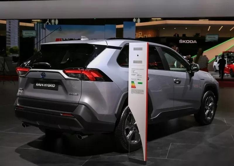 全新一代国产RAV4，延续海外版设计，没了“小书包”有些不适