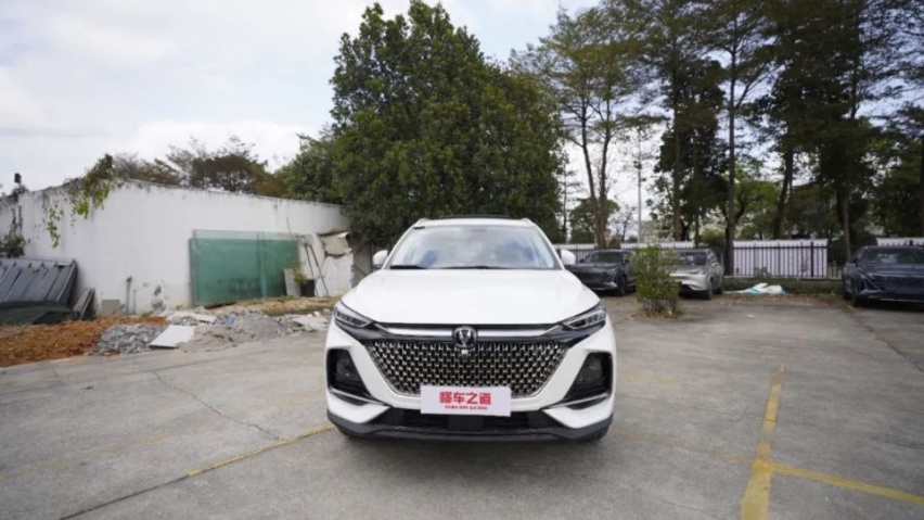 实力不输哈弗H6，长安X7 PLUS售9.39万起