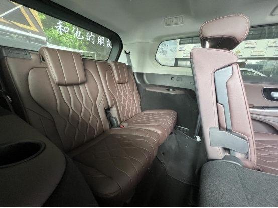 20万买大七座SUV，实拍全新一代揽月，宜家宜商宜休闲