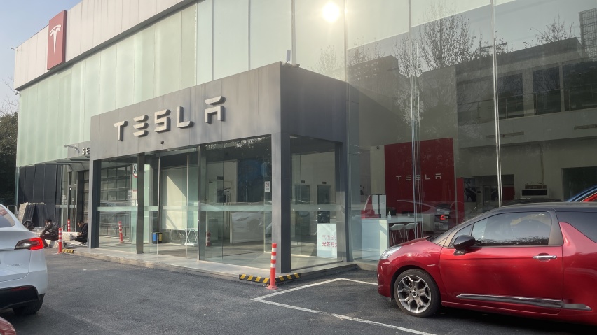 六字总结探店Model Y：价低、速来、快买